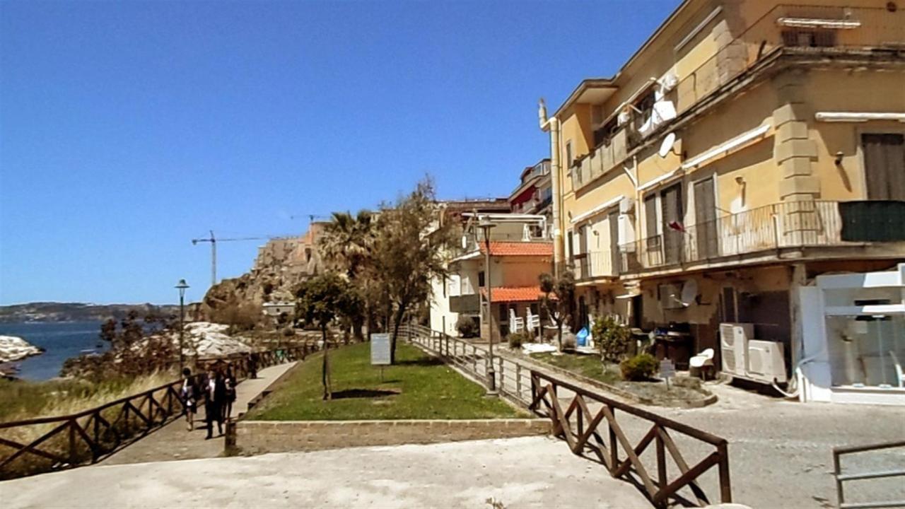 Valerio'S Flat Appartement Pozzuoli Buitenkant foto